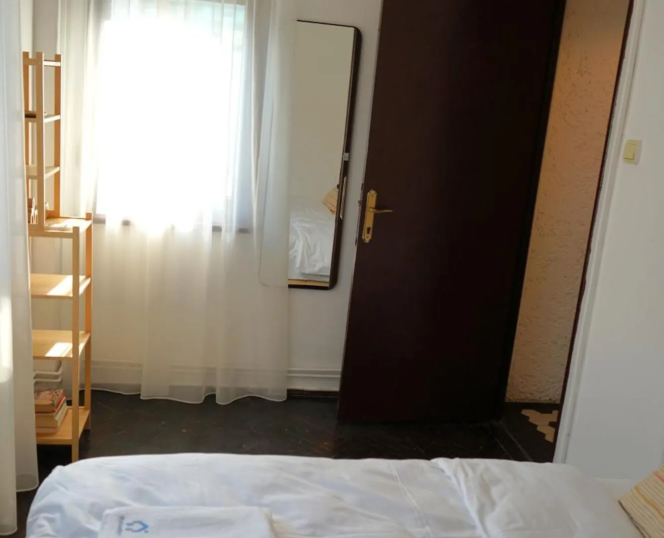 Apartment Spacious 4Br, 3Bt With 3 Balconies Bucharest
